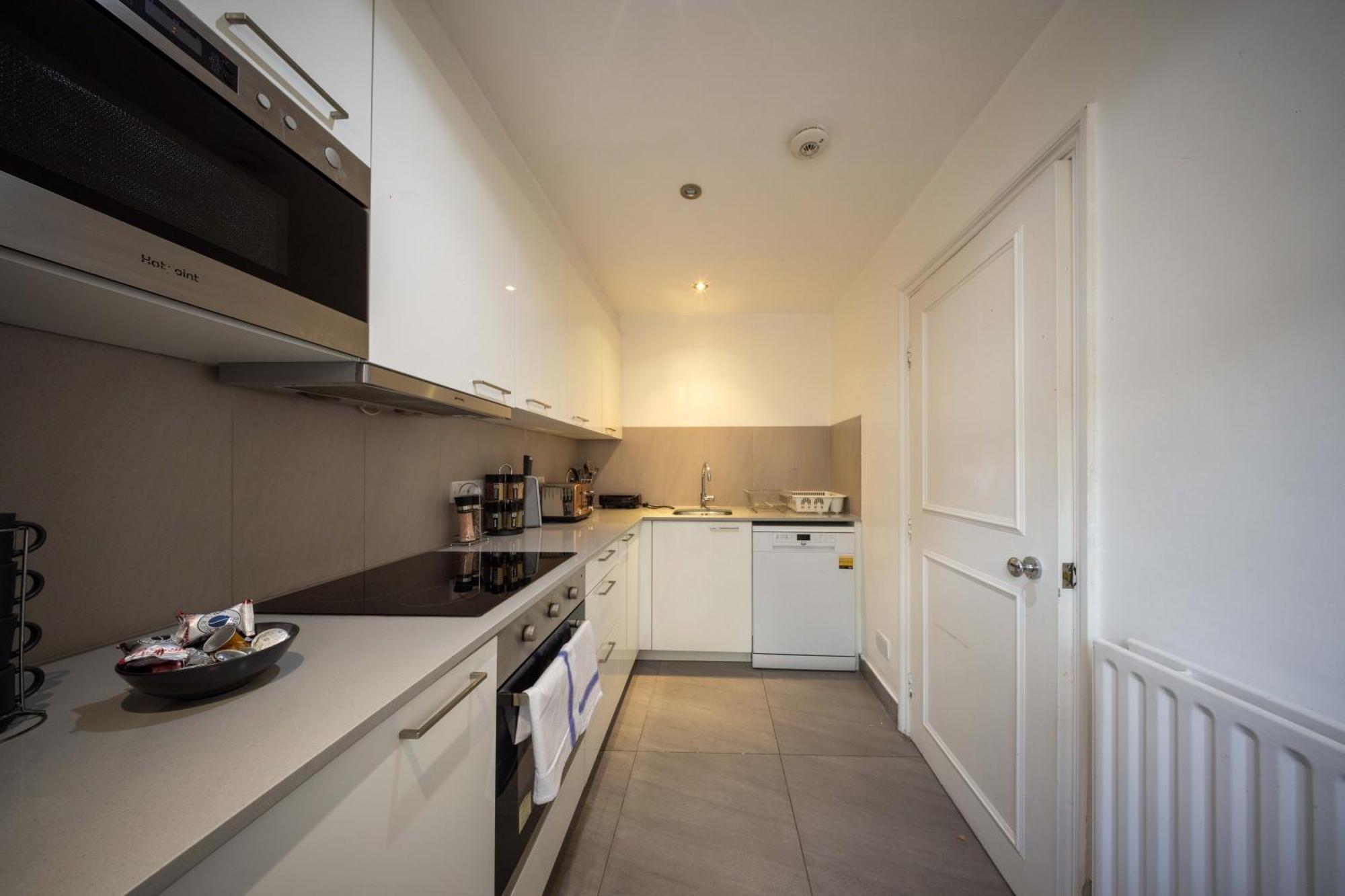 ロンドンModern 3 Beds 2 Baths Abbey Rd - St John'S Woodアパートメント エクステリア 写真
